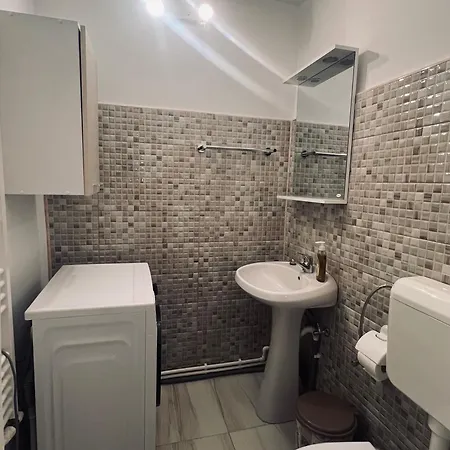 Urban With 3 Bedrooms *